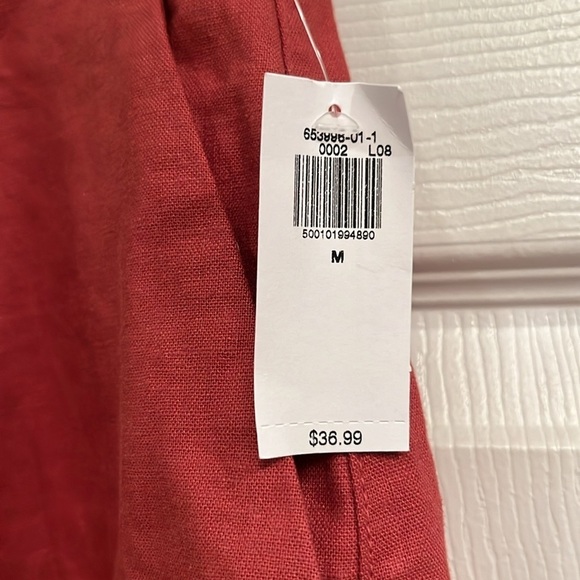 Old Navy brand size M extra high rise shorts- NWT - Picture 2 of 6